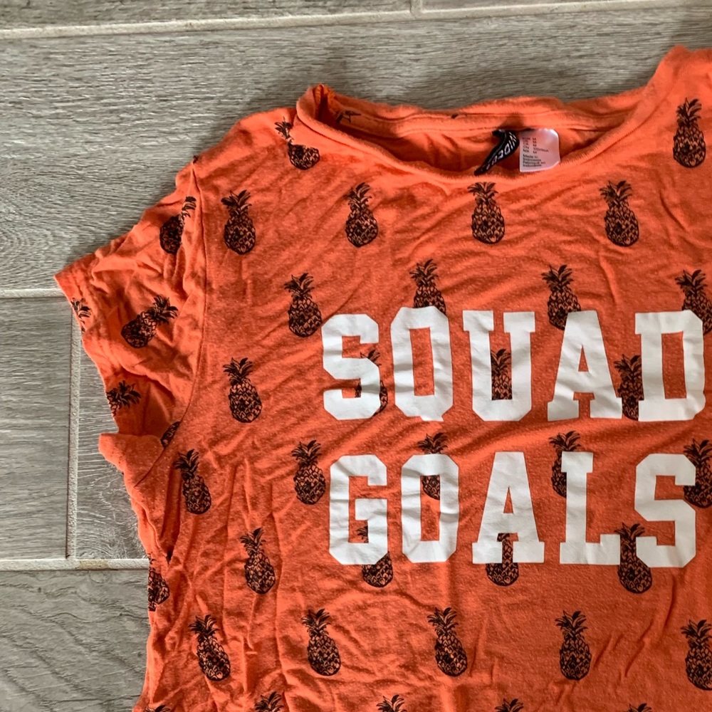 H&M Squad Goals Pineapple Crop